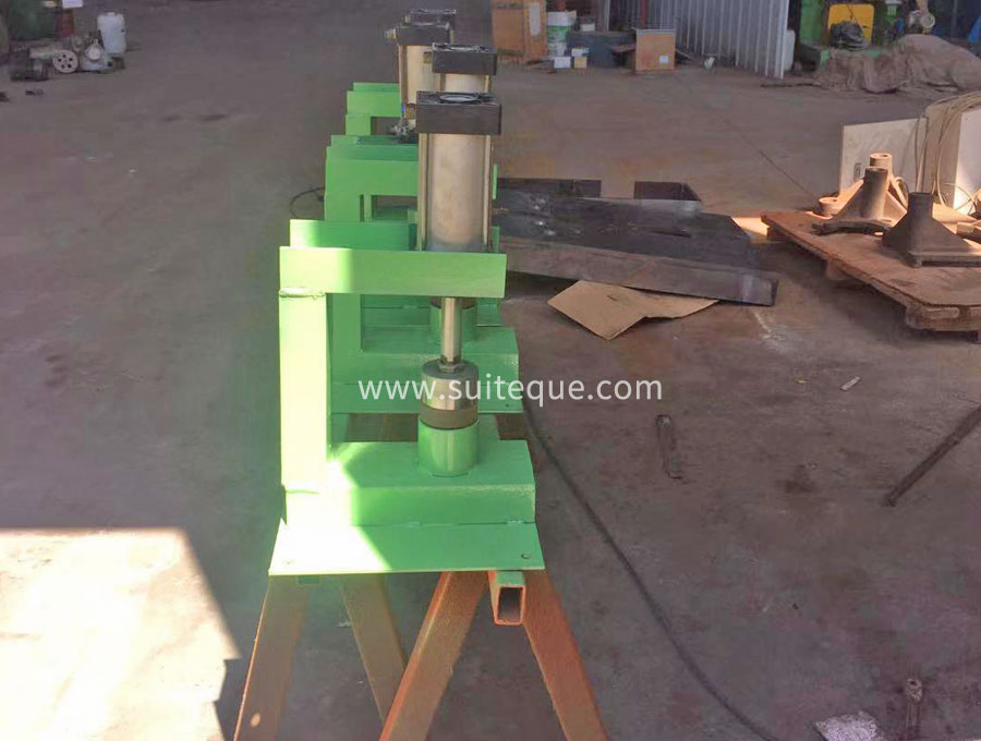 Nozzle machine